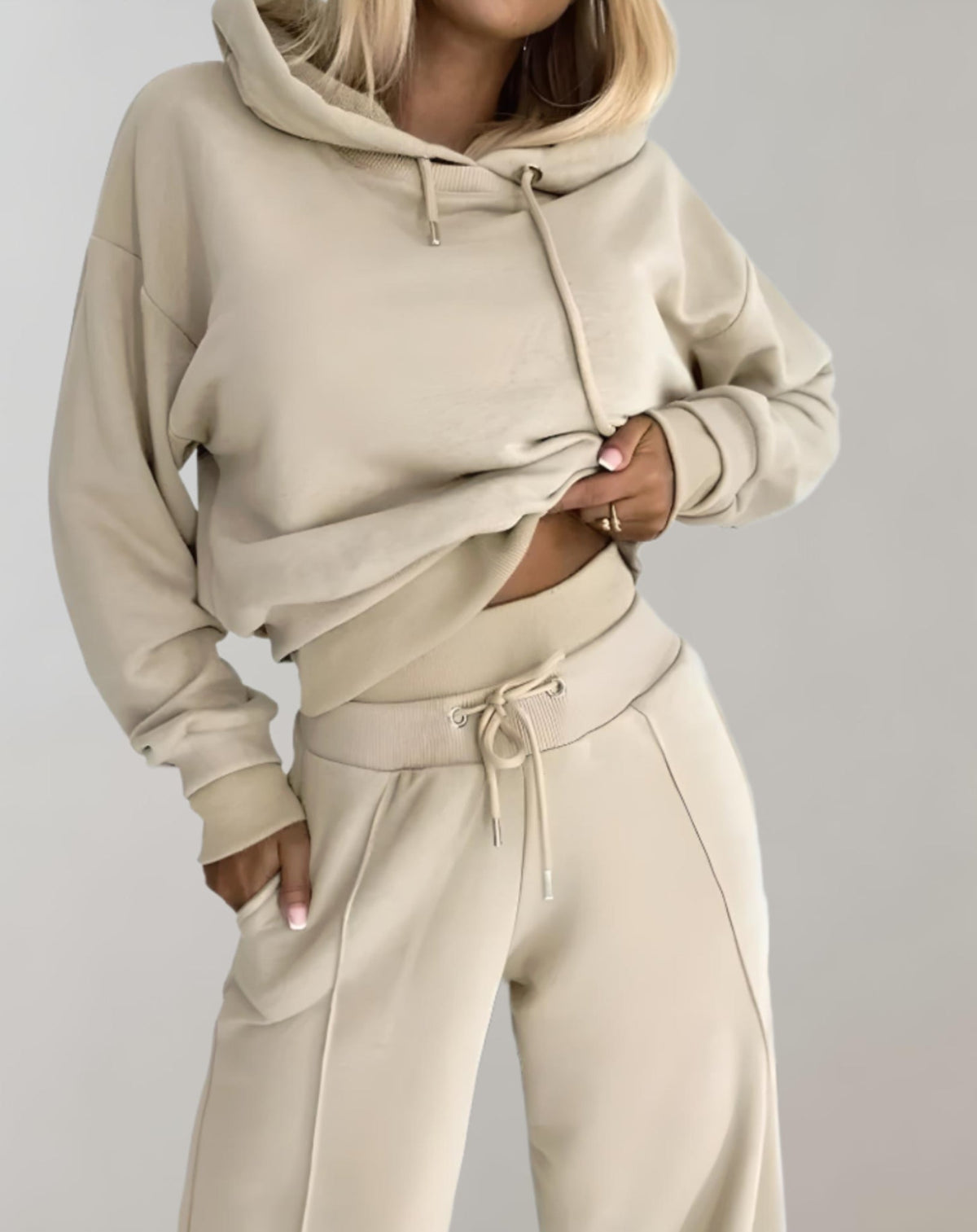 Hoodie sweatsuit set, close-up of the fabric