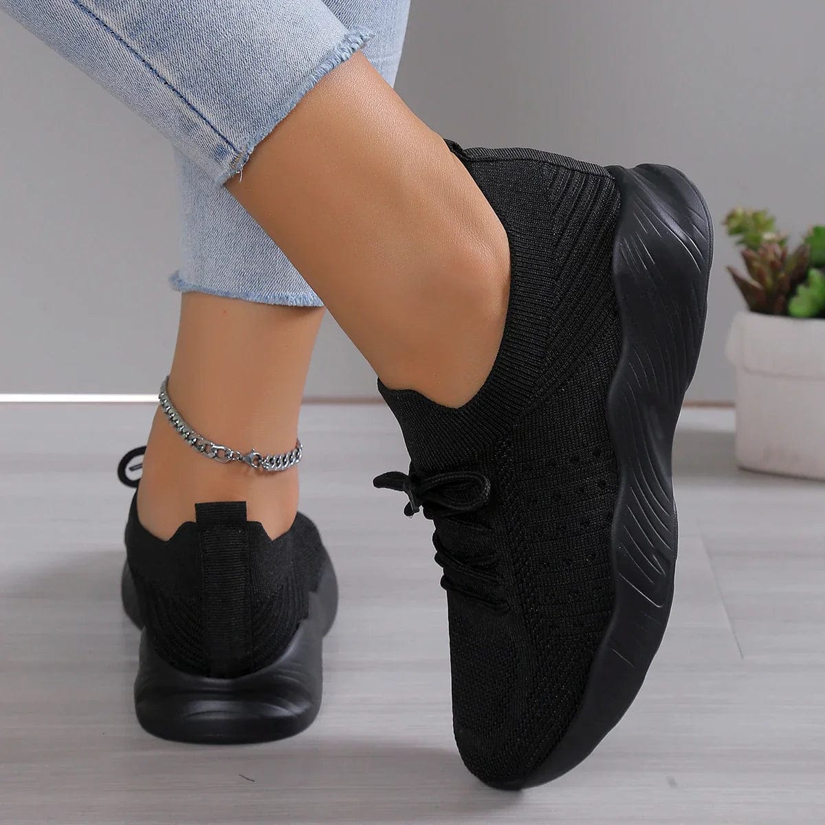 Victoire | Knit Slip-On Sneakers