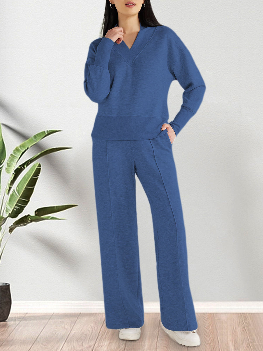 Relaxed knit lounge set in blue