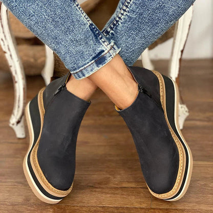 Women's Eira side-zip ankle boots in Black