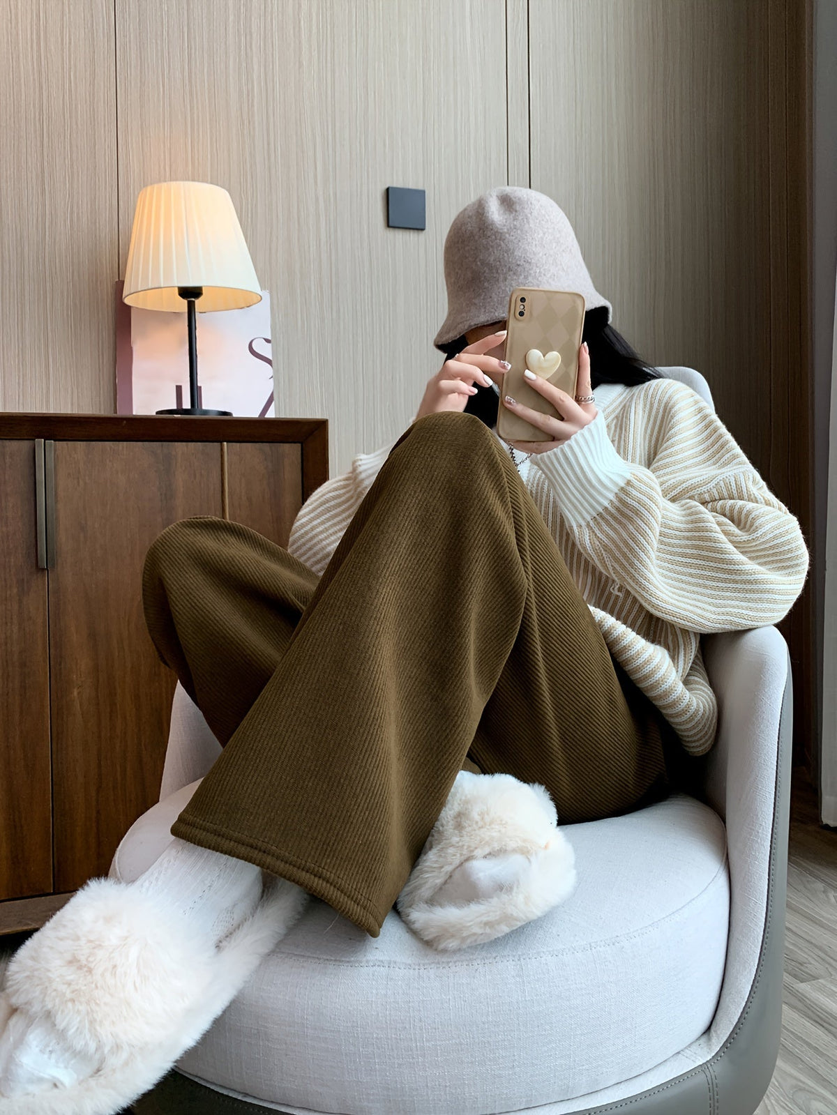 Women's Hedvig fleece-lined wide-leg pants - view 4