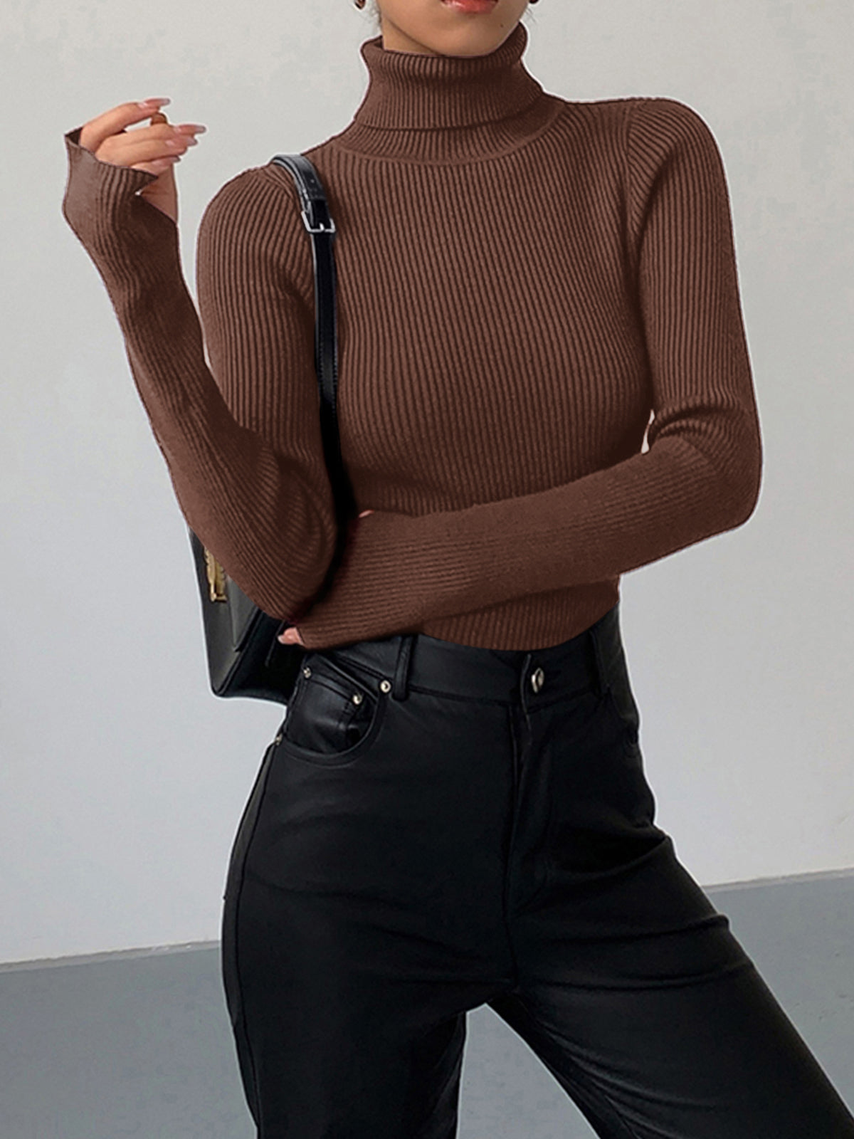 Women's Inga ribbed turtleneck sweater in Brown