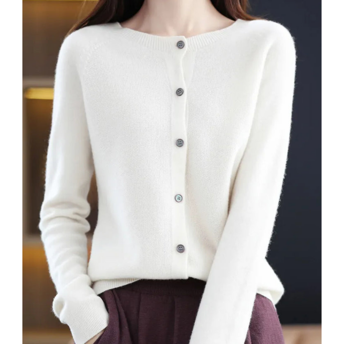 Suvi | Round Neck Button-Front Knit Cardigan